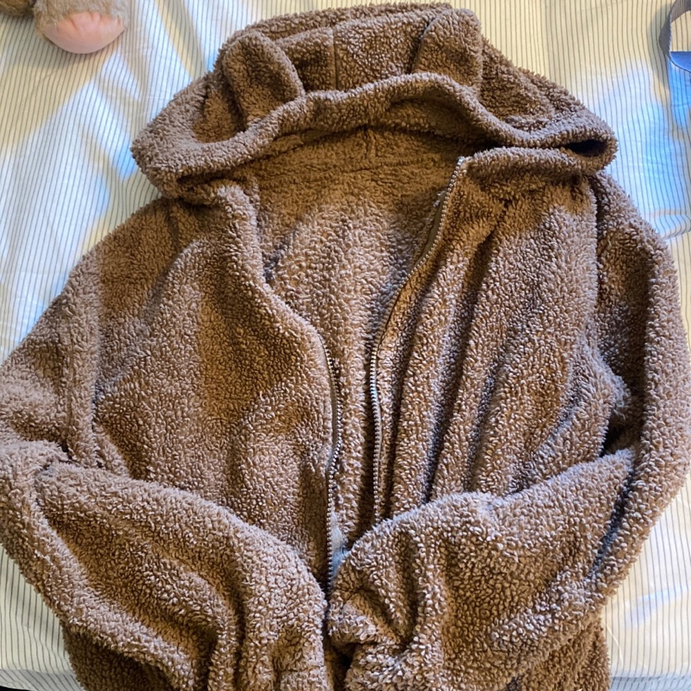 Cute brown bear jacket, Size M